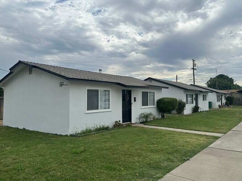Primary Photo Of 922 L St, Sanger Apartments For Sale