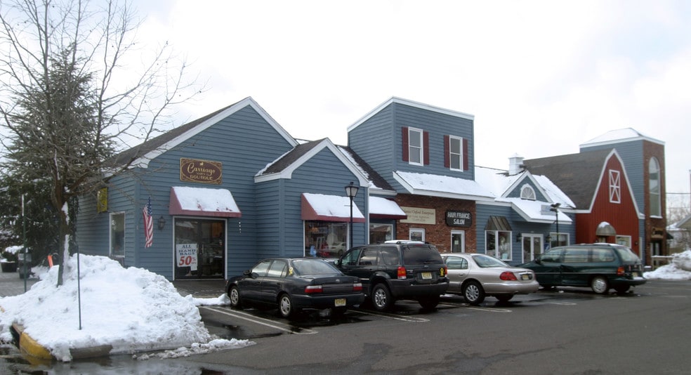 More Photos Of 833 W Park Ave, Ocean Unknown For Lease