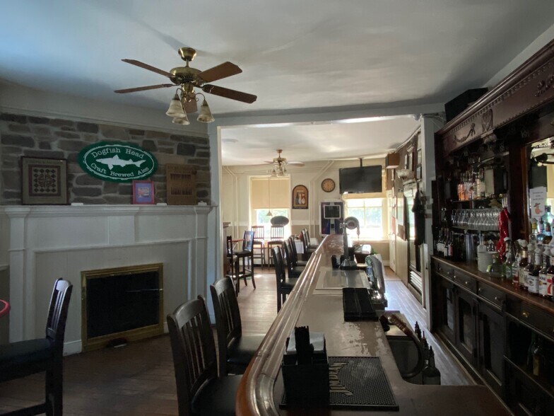 More Photos Of 298 Old Bowers Rd, Mertztown Restaurant For Lease