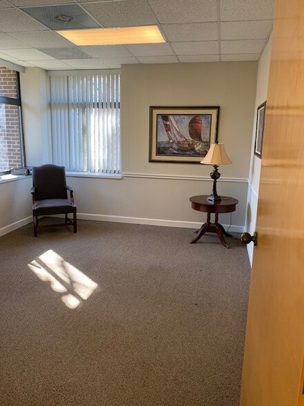 More Photos Of 10801 Johnston Rd, Charlotte Office For Lease
