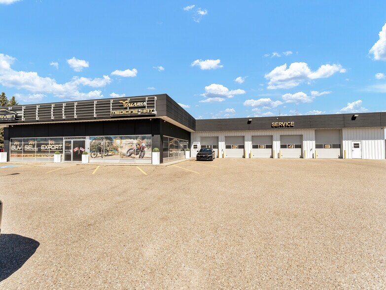 Primary Photo Of 1276 Trans Canada Way SE, Medicine Hat Showroom For Sale