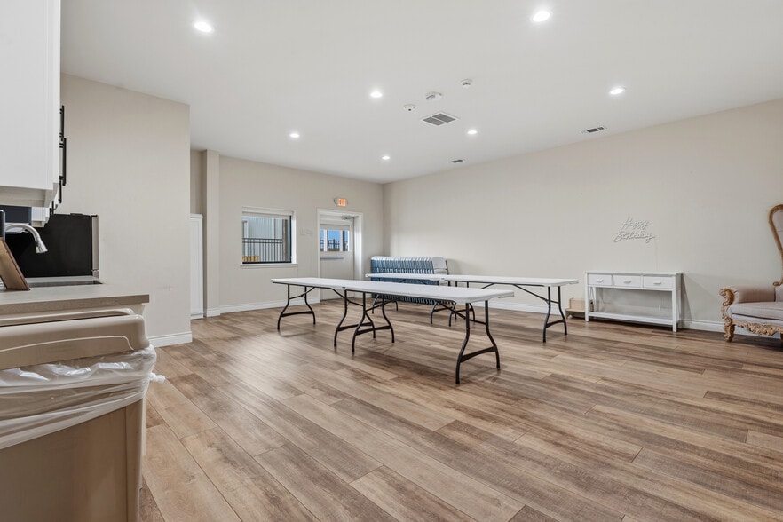 More Photos Of 5505 132nd st, Lubbock Industrial For Sale