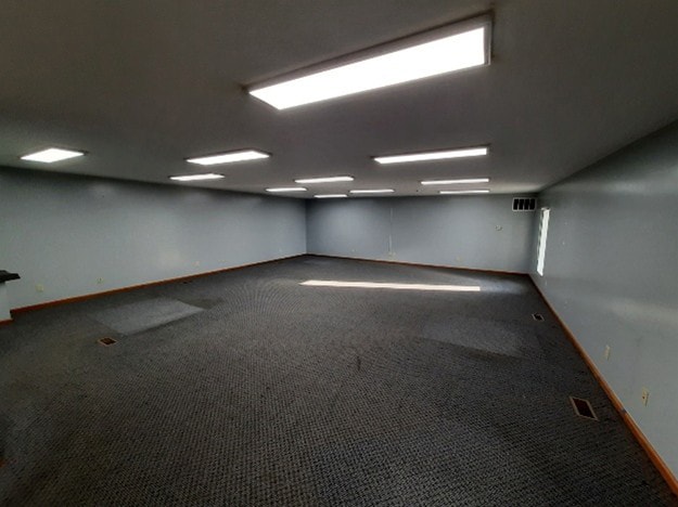 More Photos Of 58640 IN-15, Goshen Flex For Sale