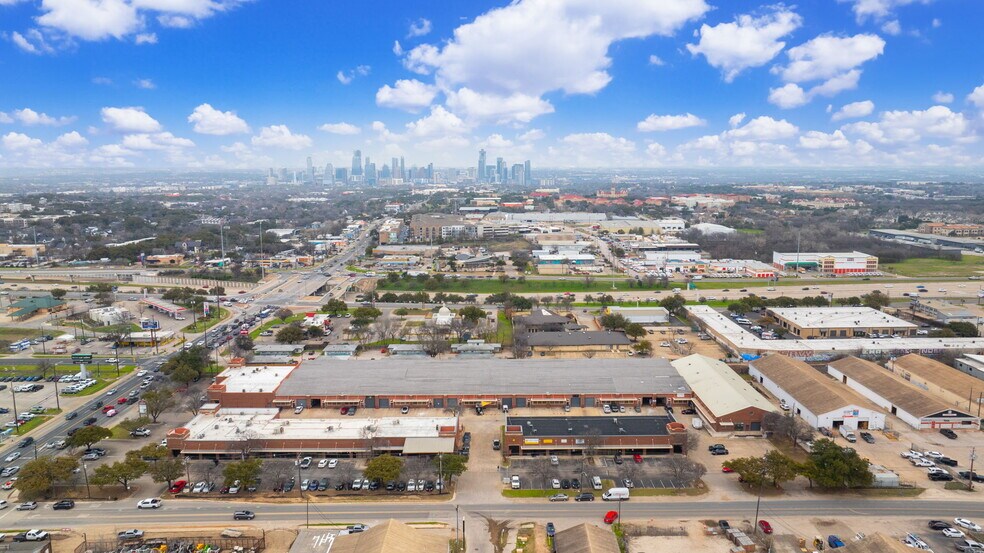 More Photos Of 4201 S Congress Ave, Austin Freestanding For Lease