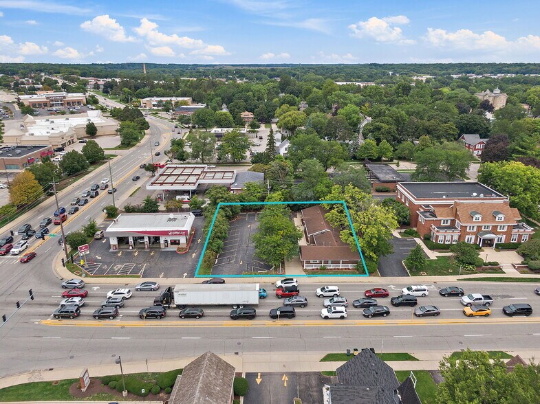 More Photos Of 712 W Main St, West Dundee Medical For Sale