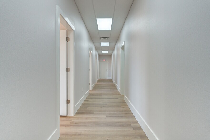 More Photos Of 3216 116th st, Lubbock Warehouse For Sale