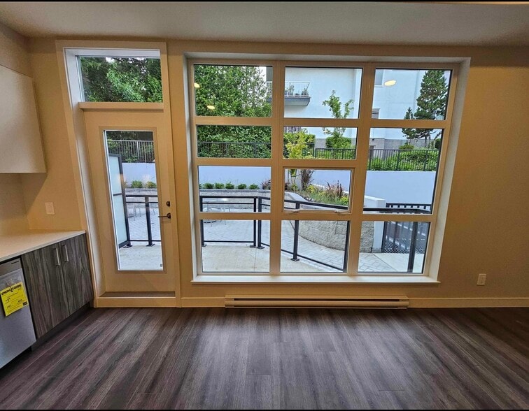 More Photos Of 5535 Hastings St, Burnaby Apartments For Lease