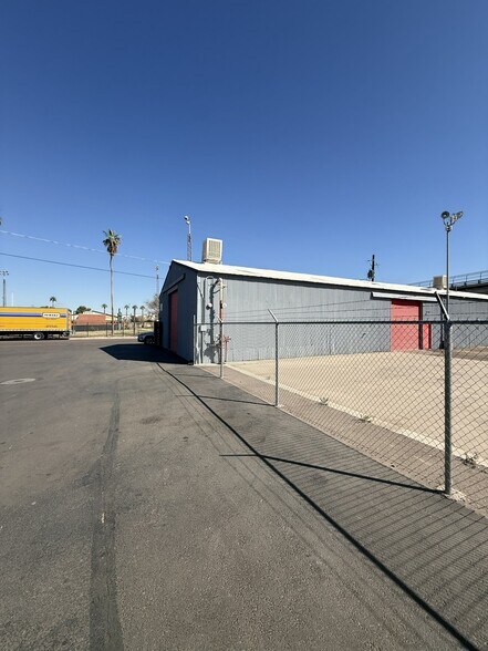 More Photos Of 1575 E Jackson St, Phoenix Warehouse For Lease