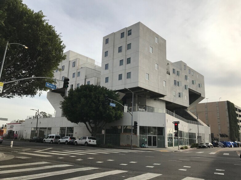 More Photos Of 260 E 6th St, Los Angeles Land For Sale