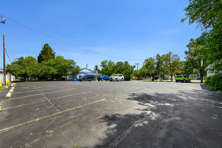 More Photos Of 426 S Crain Hwy, Glen Burnie Funeral Home For Sale