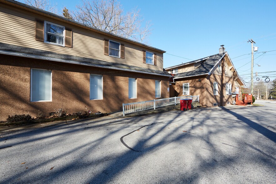 More Photos Of 2792 Egypt Rd, Audubon Medical For Sale