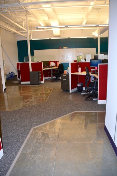 More Photos Of 101 Cosgrove Hill Ave, Chapel Hill Medical For Sale