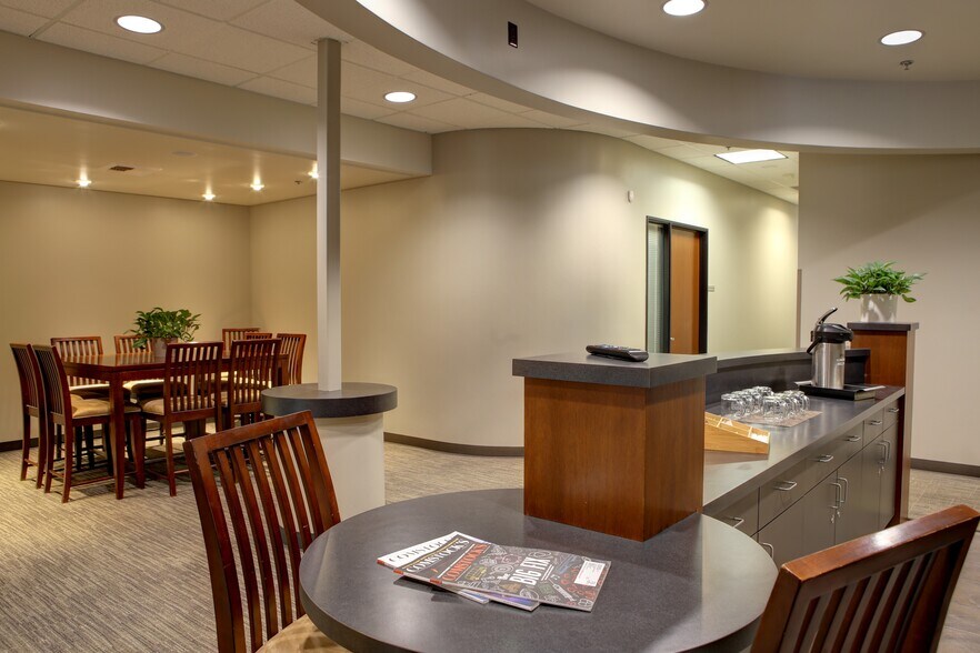 More Photos Of 919 Reserve Dr, Roseville Coworking Space
