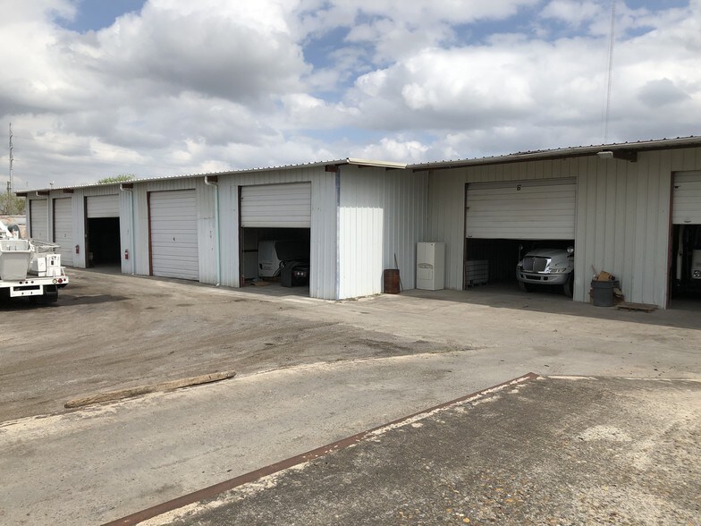 More Photos Of 1120 Produce Rd, Hidalgo Warehouse For Lease