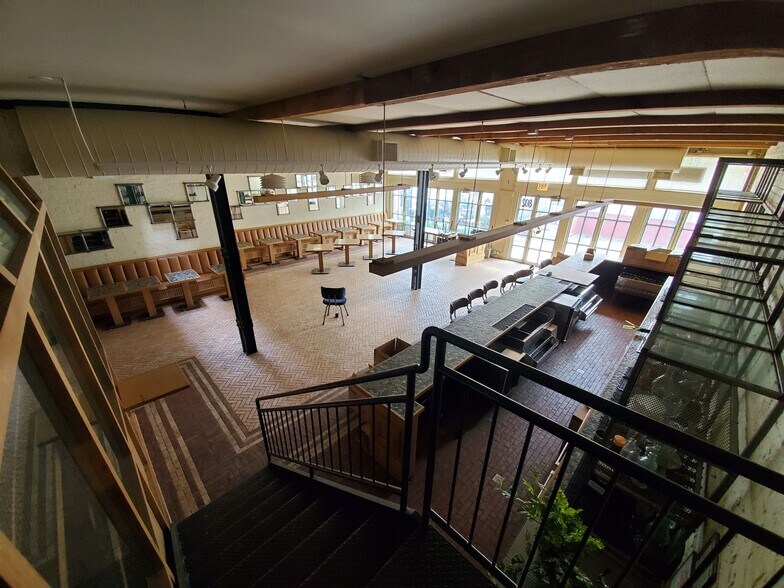 More Photos Of 802-804 W Randolph St, Chicago Storefront Retail Office For Lease