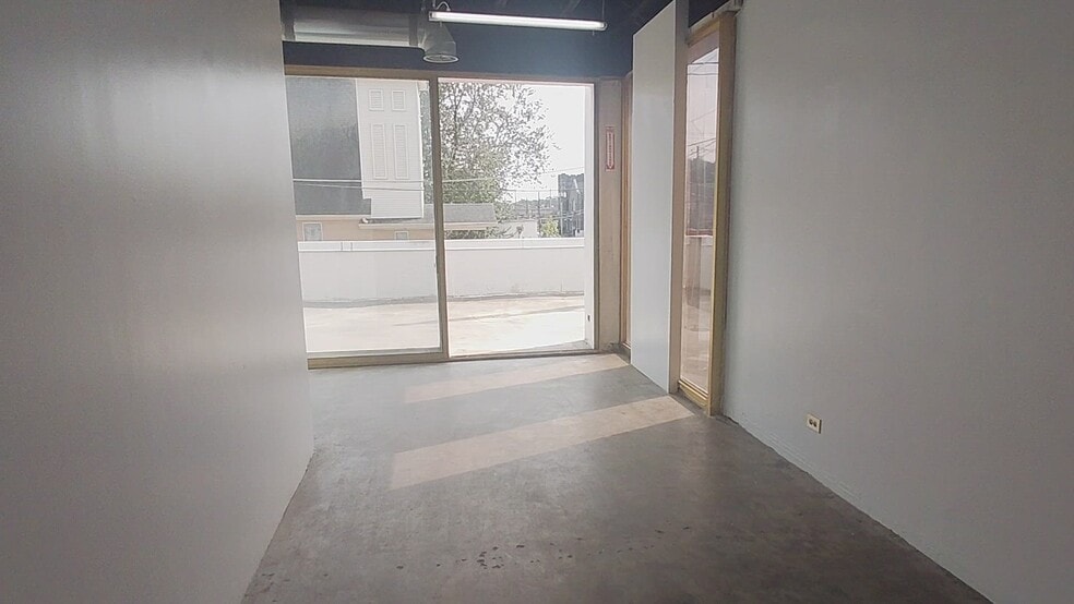 Primary Photo Of 1612 Cleveland Ave, Atlanta Storefront Retail Office For Lease