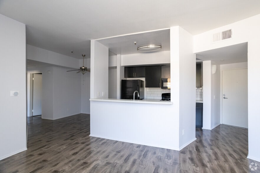 More Photos Of 1443 N Fuller Ave, Los Angeles Apartments For Sale