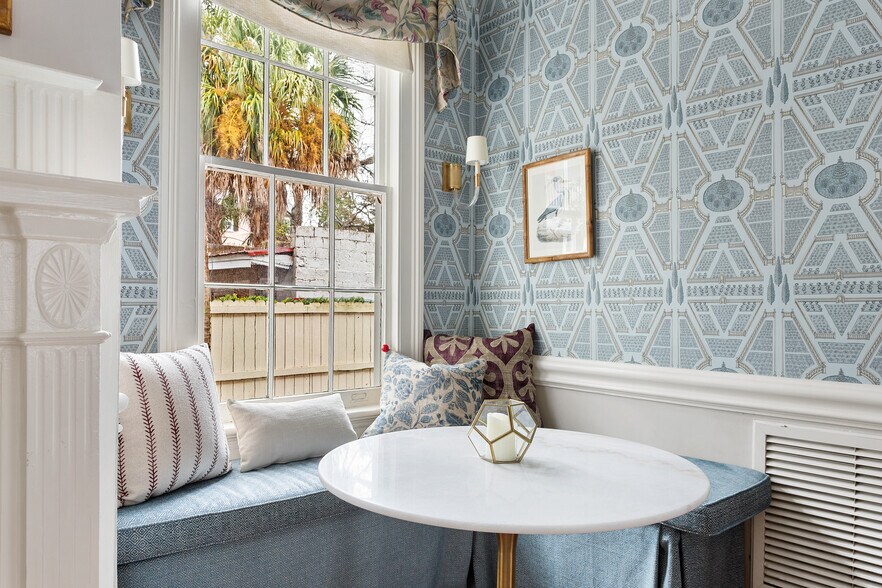 More Photos Of 184 Ashley Ave, Charleston Specialty For Sale