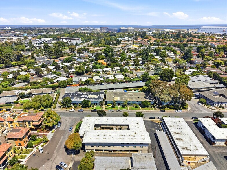 More Photos Of 527 Walker Dr, Mountain View Apartments For Sale
