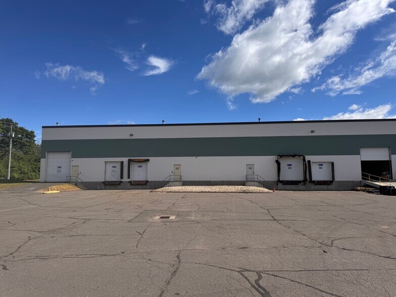 More Photos Of 16 International Dr, East Granby Warehouse For Lease