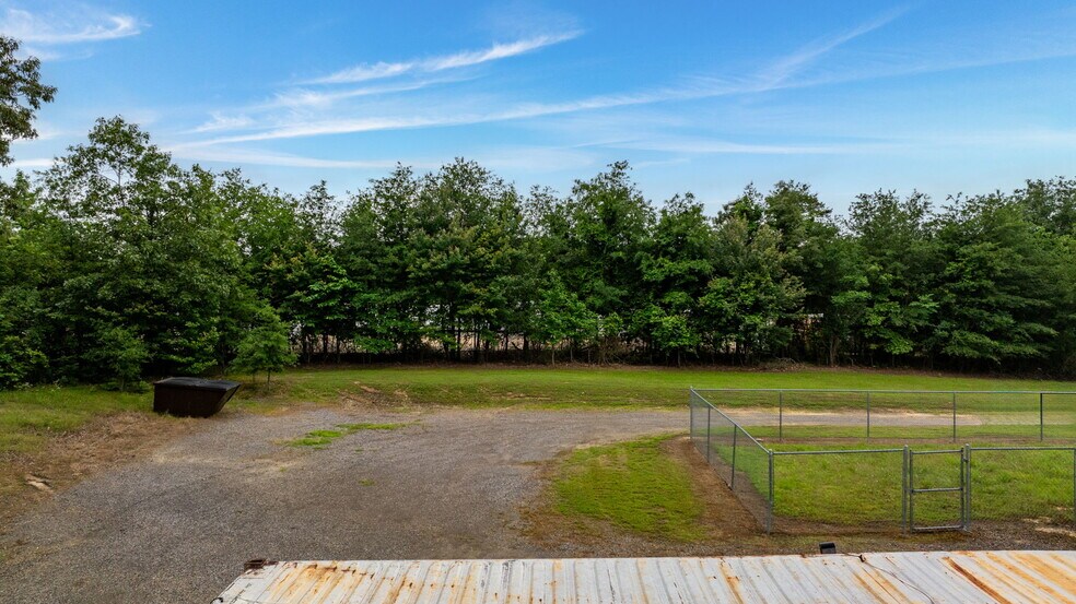More Photos Of 3801 Happy Bend Rd, Atkins Restaurant For Sale