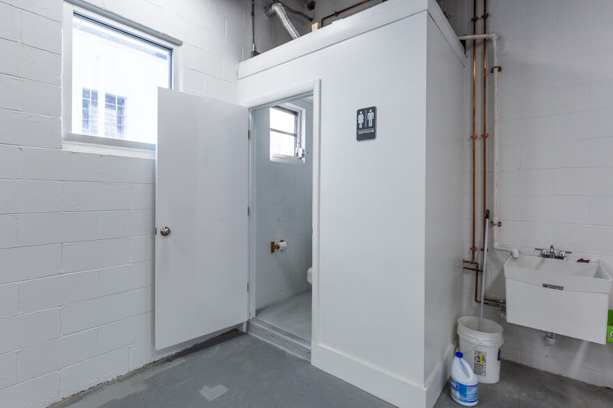 More Photos Of 26 Oakdale Ave, Johnston Warehouse For Lease