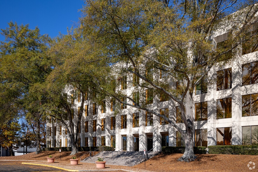 More Photos Of 1895 Phoenix Blvd, Atlanta Office For Lease