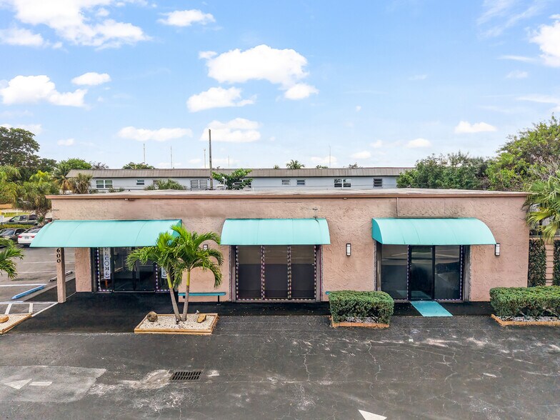 More Photos Of 6600 Pembroke Rd, Pembroke Pines Office For Sale