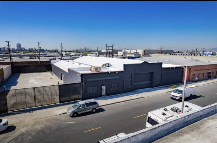 Primary Photo Of 728-730 W Esther St, Long Beach Warehouse For Sale