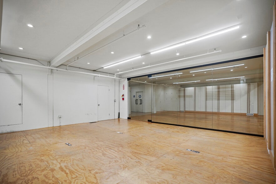 More Photos Of 1706 W Sunset Blvd, Los Angeles Apartments For Lease