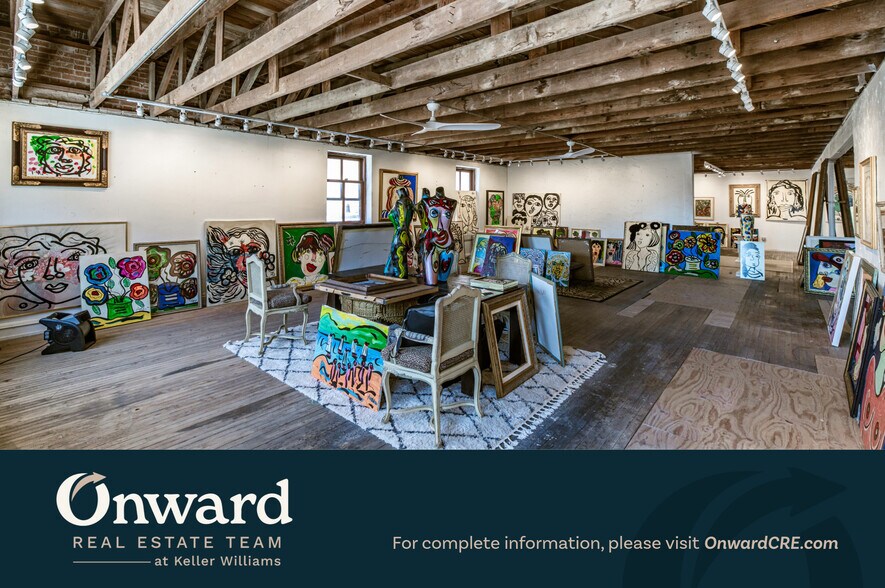 More Photos Of 210-212 S 5th St, Waco Storefront Retail Office For Sale