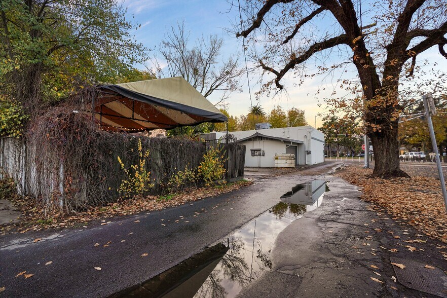 More Photos Of 1126 14th St, Modesto Restaurant For Sale