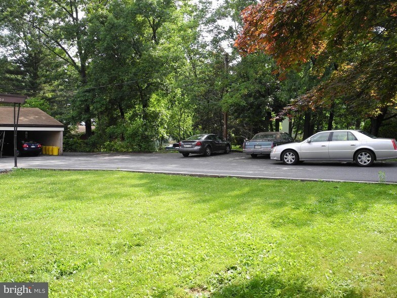 More Photos Of 6000 Chambers Hill Rd, Harrisburg Apartments For Sale