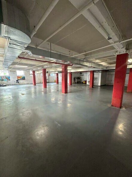 More Photos Of 111 Bruckner Blvd, Bronx Office For Sale