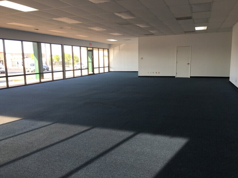 More Photos Of 818-840 Secretary Dr, Arlington Unknown For Lease