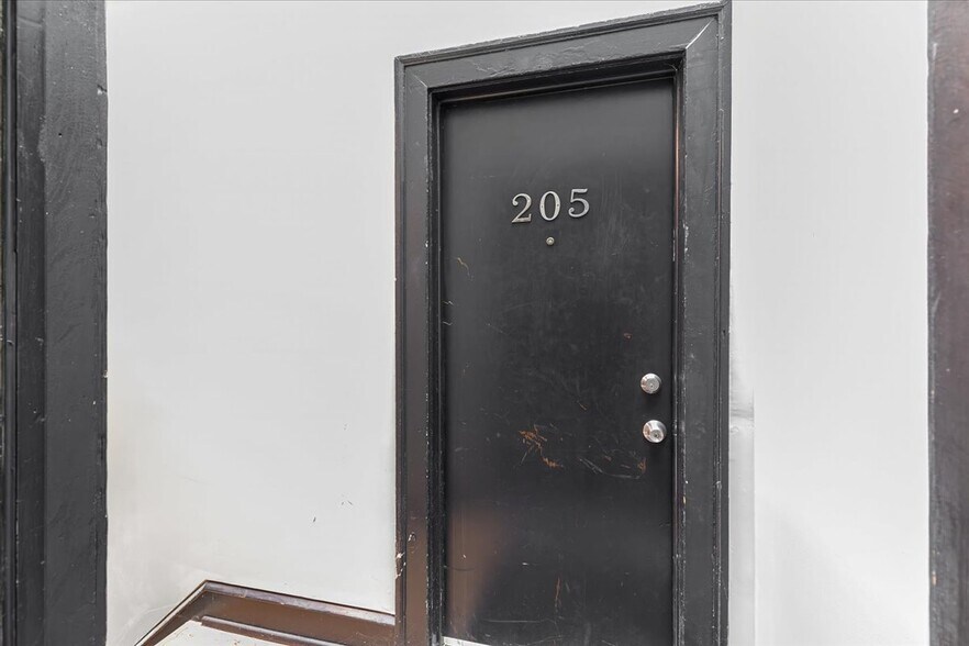 More Photos Of 205 Philadelphia Ave, Egg Harbor City Apartments For Sale