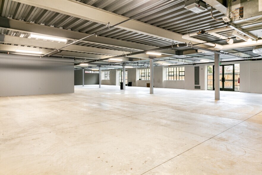 More Photos Of 639 Main St, Park City General Retail For Lease