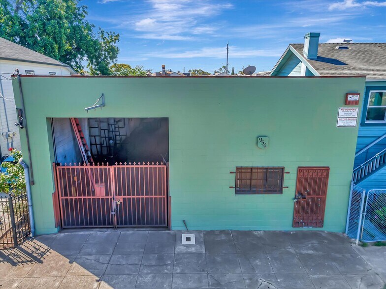 More Photos Of 954 86th Ave, Oakland Manufacturing For Lease