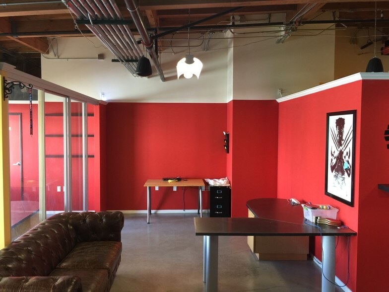 More Photos Of 5240 Lankershim Blvd, North Hollywood Movie Theatre For Lease