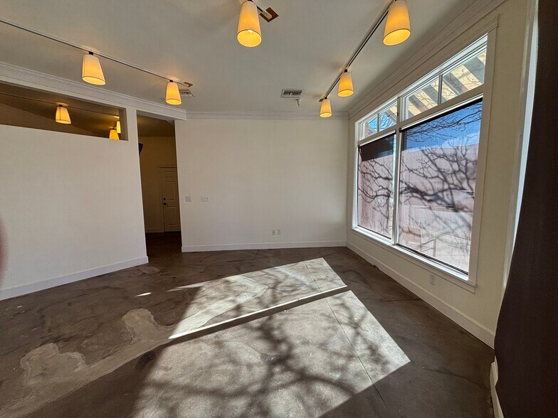 More Photos Of 4680 Broadway St, Boulder Office For Lease