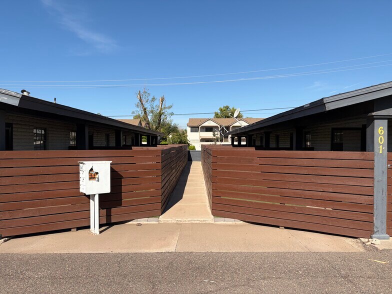 More Photos Of 601-611 S Hardy Dr, Tempe Apartments For Sale