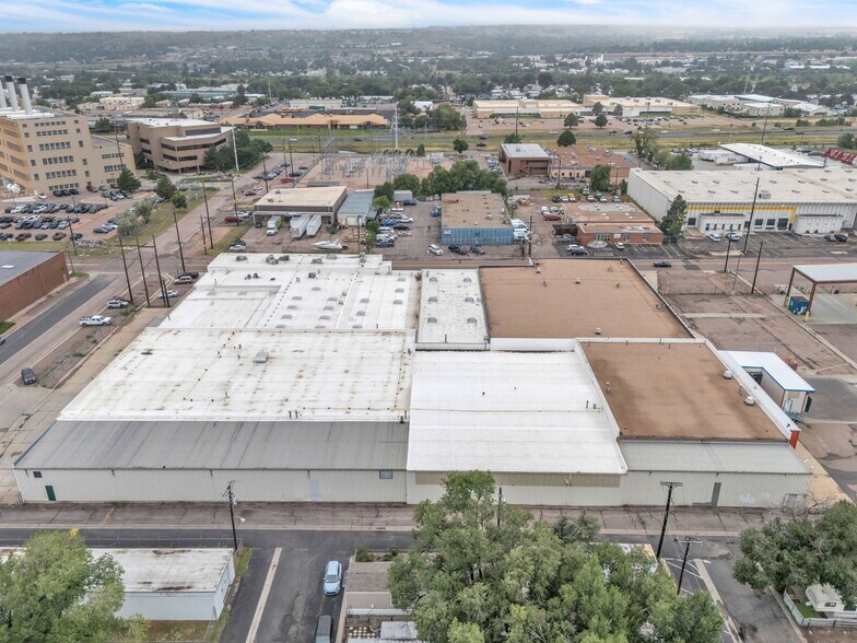 More Photos Of 3605-3625 N Stone Ave, Colorado Springs Distribution For Lease