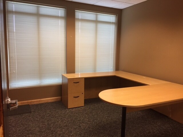 More Photos Of 10360 Royal Palm Blvd, Coral Springs Funeral Home For Lease