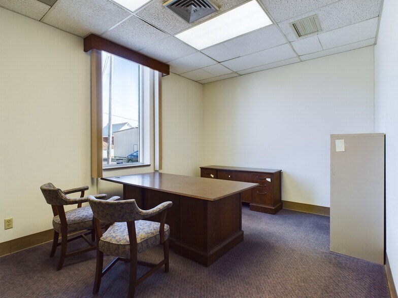 More Photos Of 101 E Elm St, Union City Bank For Sale