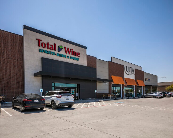 More Photos Of 2799 Katy Fwy, Houston Storefront Retail Office For Sale