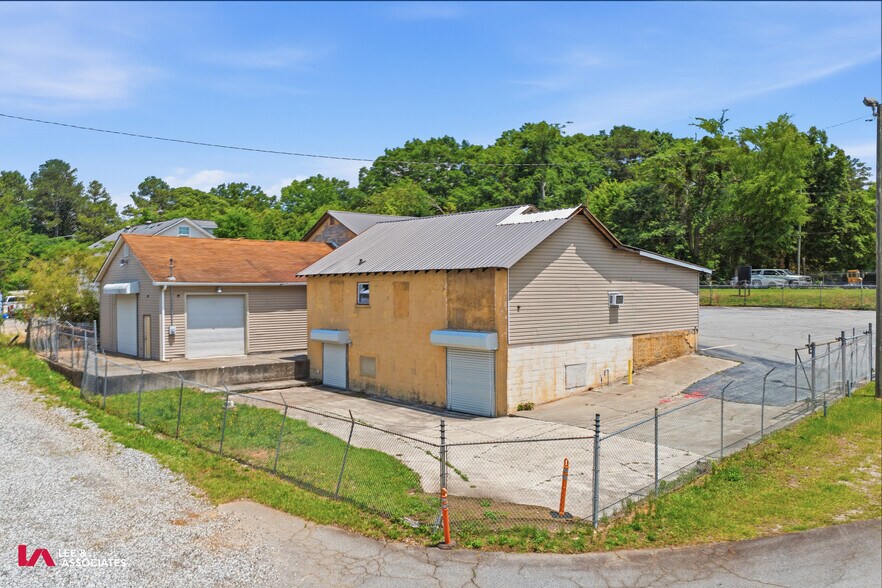 More Photos Of 9135 S Main St, Jonesboro Light Manufacturing For Sale