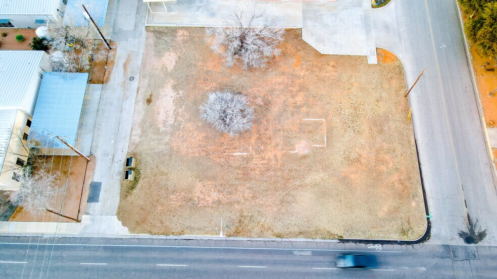 More Photos Of 701 Loraine st, Midland Land For Sale