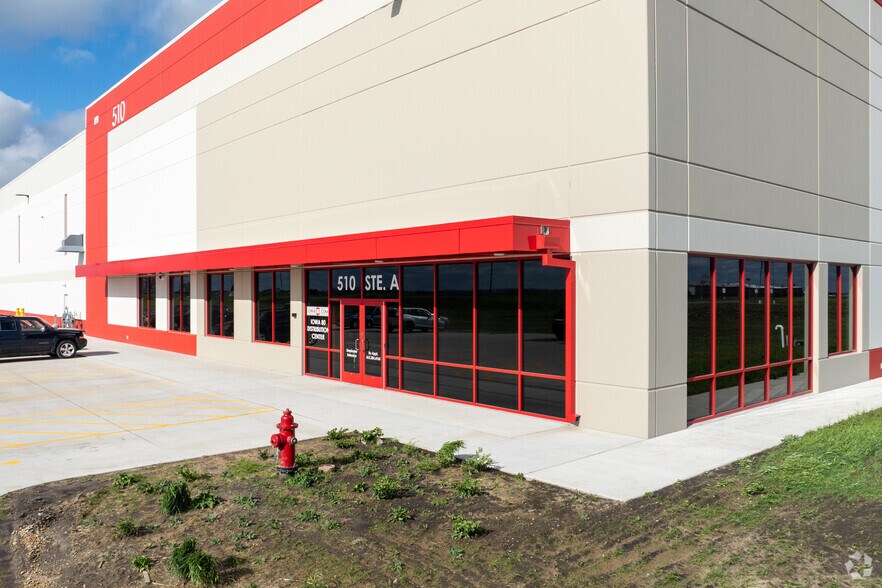 More Photos Of 510 Sterling Dr, Walcott Light Manufacturing For Lease