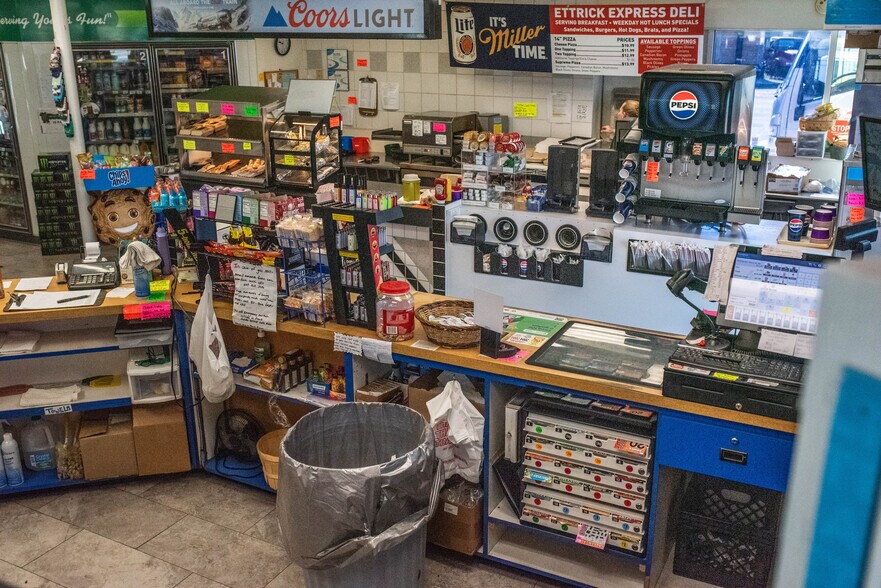 More Photos Of 22732 US-53 Hwy, Ettrick General Retail For Sale
