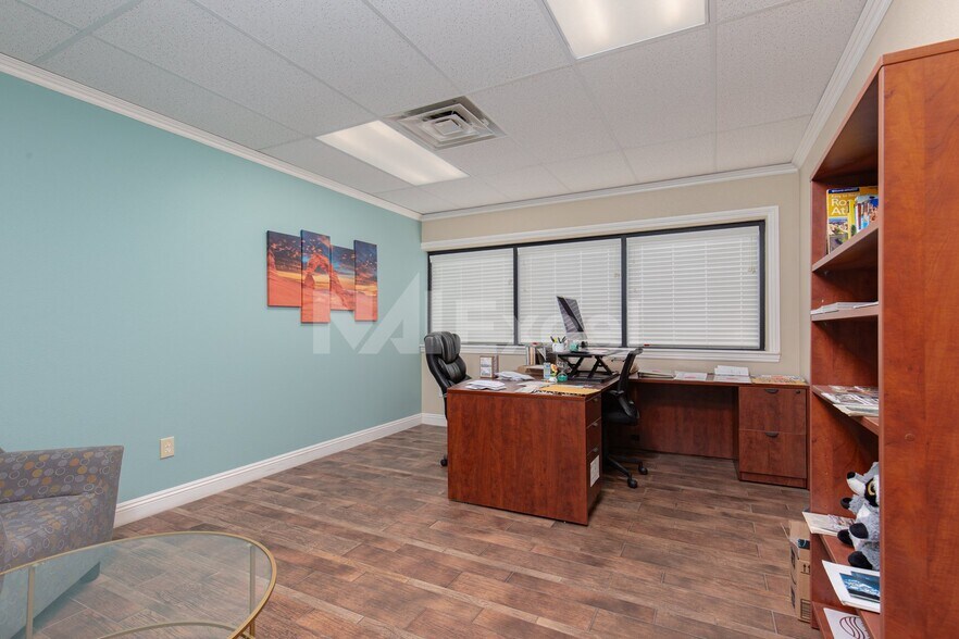 More Photos Of 4120 W Patrick Ln, Las Vegas Warehouse For Lease